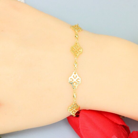 "Elegant & Trendy Bracelet, A Perfect Gift for Women, Thoughtful, EVCH1620 - Picture 3 of 10